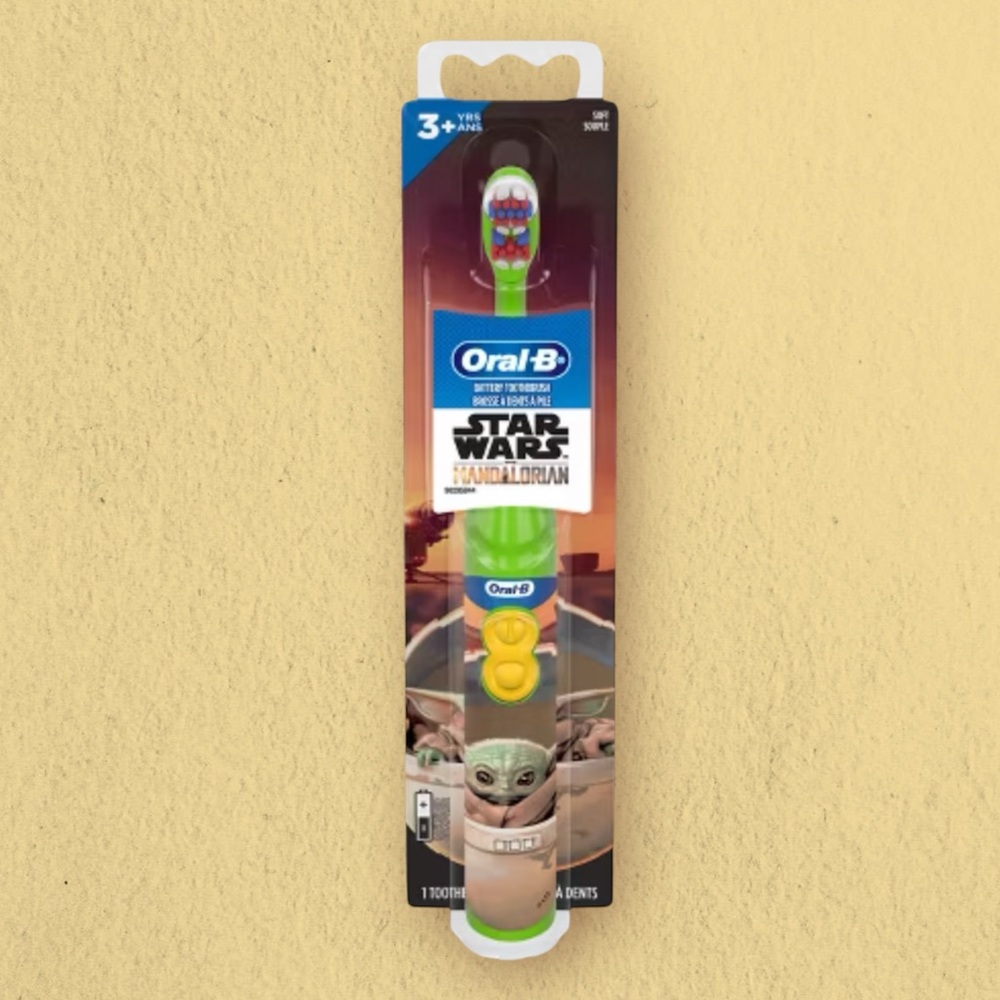 New Oral-B Kids Battery Electric Toothbrush Featuring Star Wars